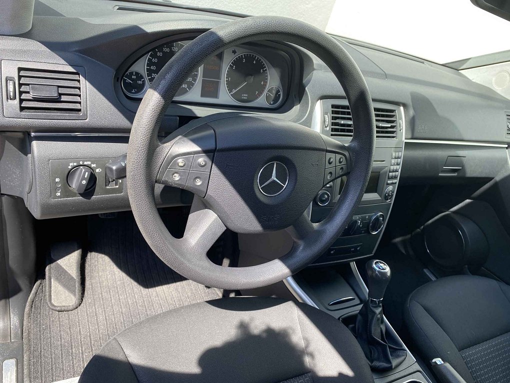 Mercedes-Benz Třída B 1.5i  B160