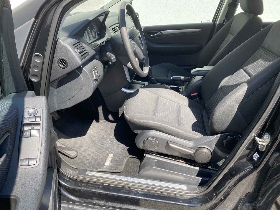 Mercedes-Benz Třída B 1.5i  B160