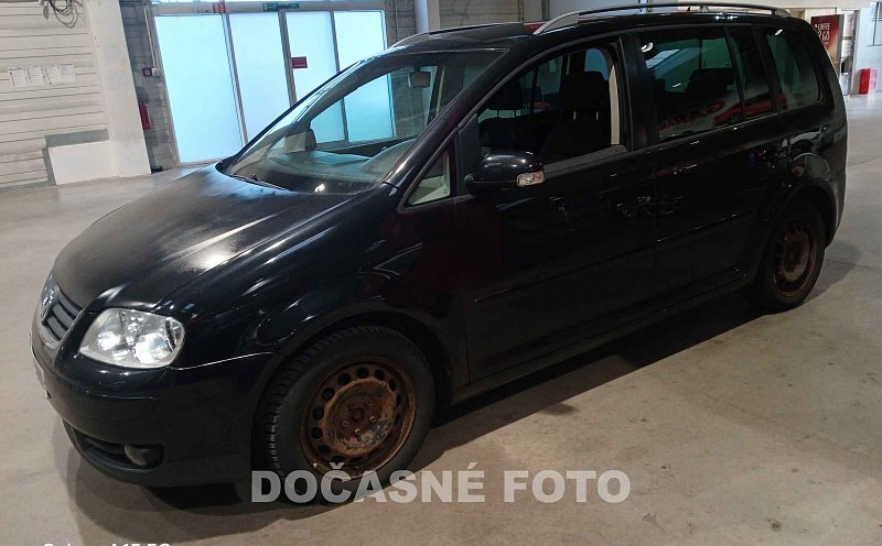 Volkswagen Touran 2.0 TDi 