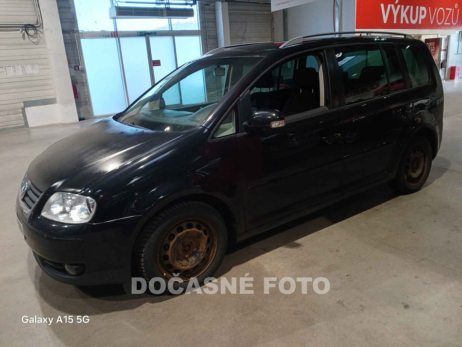 Volkswagen Touran 2.0 TDi 