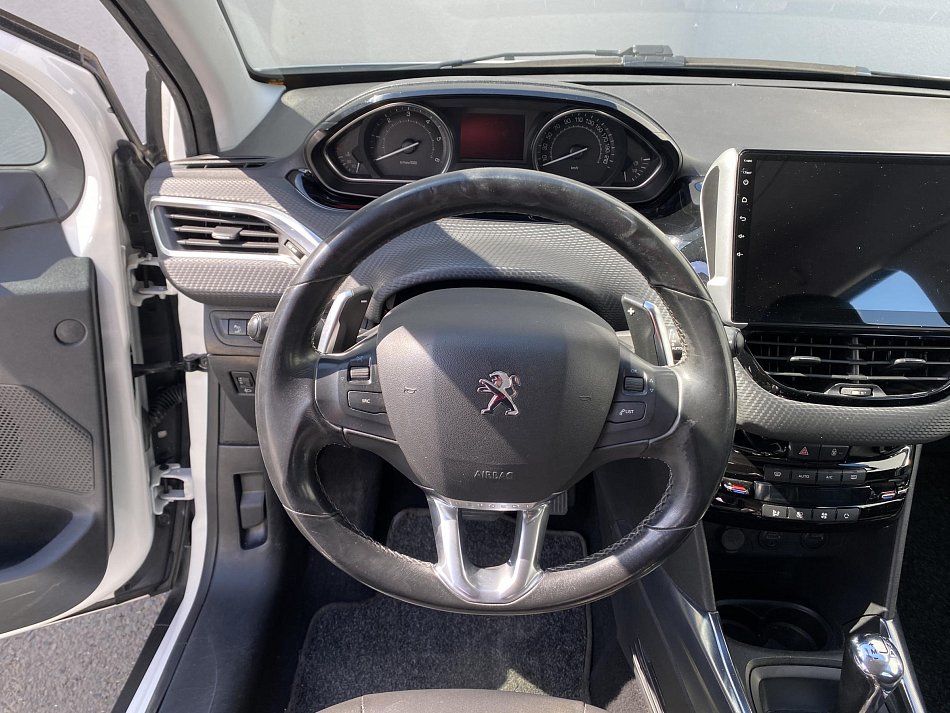 Peugeot 2008 1.6 HDi Allure