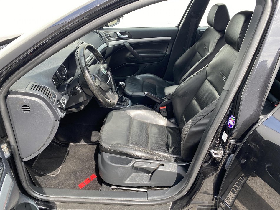 Škoda Octavia II 2.0 TDi RS
