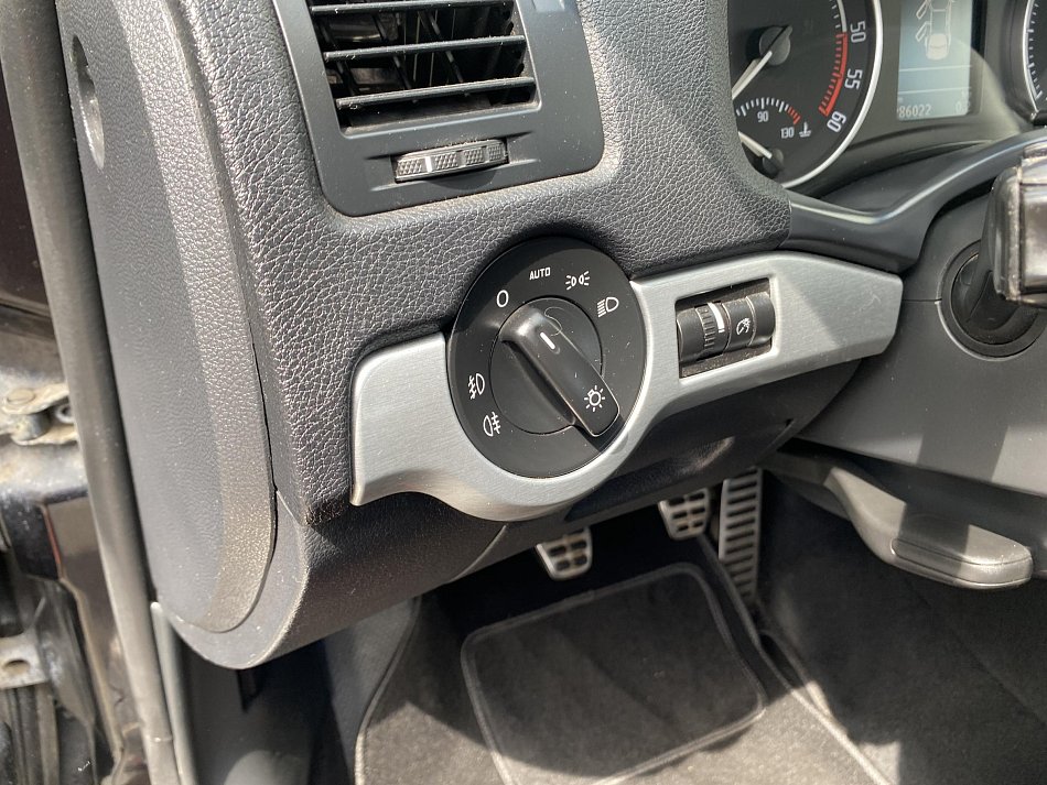 Škoda Octavia II 2.0 TDi RS