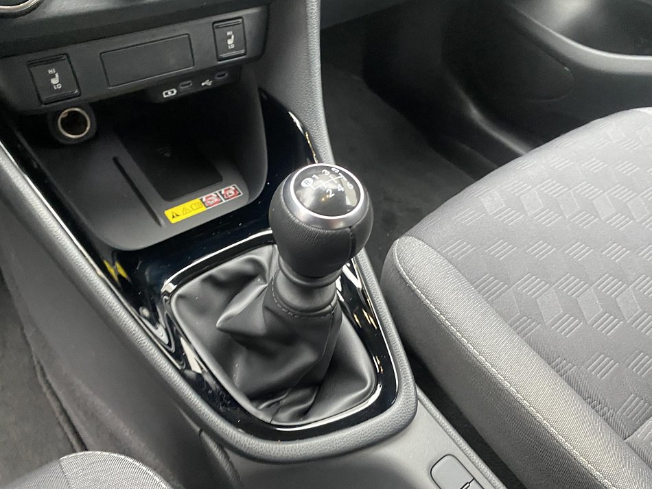 Toyota Yaris 1.5i Comfort