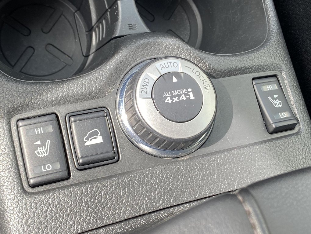 Nissan X-Trail 2.0dCi  4x4, 7míst