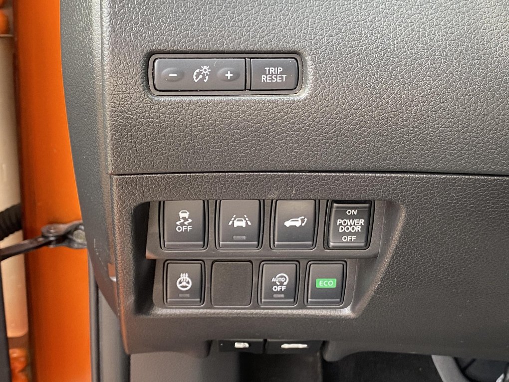 Nissan X-Trail 2.0dCi  4x4, 7míst