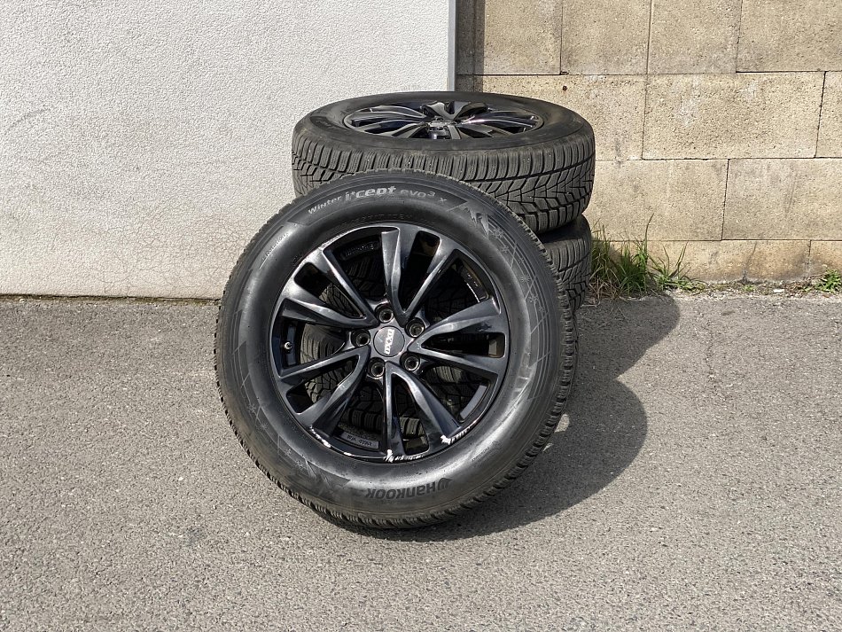 Nissan X-Trail 2.0dCi  4x4, 7míst