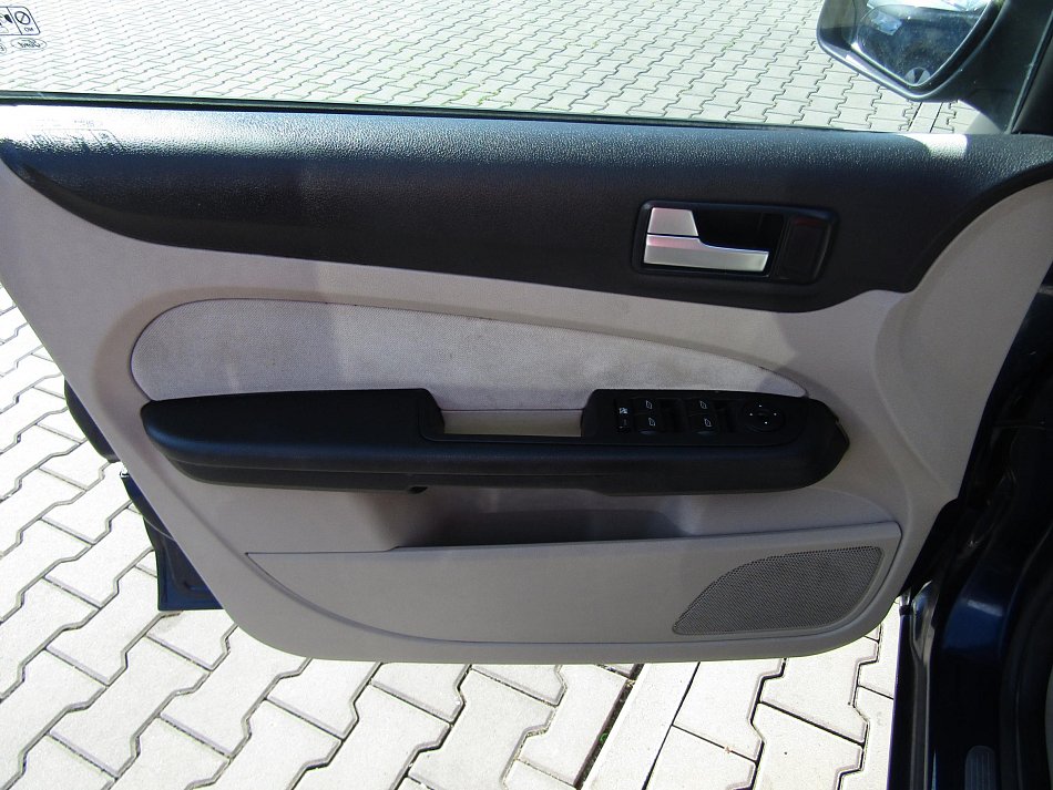 Ford Focus 1.6 i 