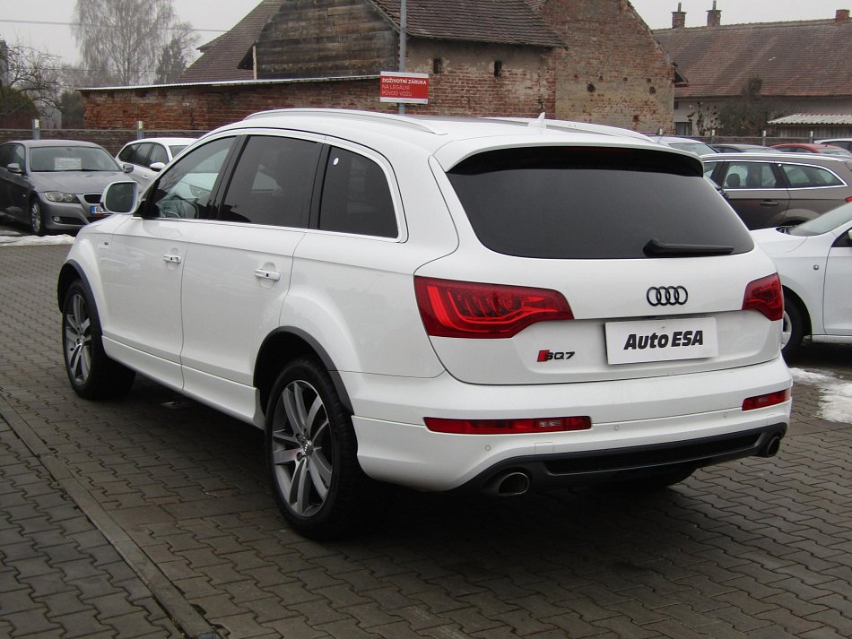 Audi Q7 3.0TDi  Quattro