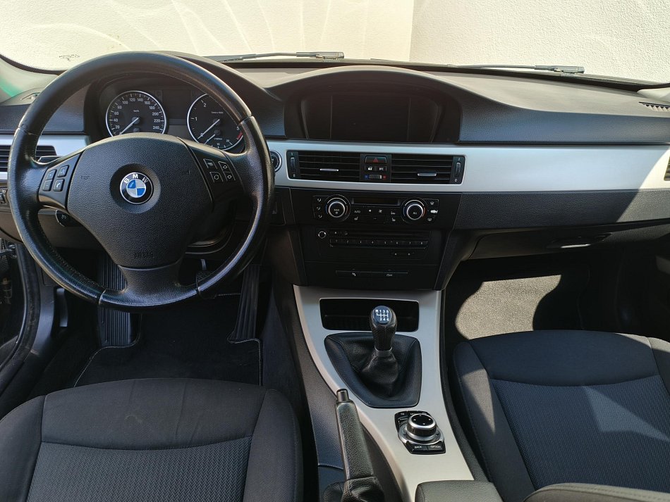 BMW Řada 3 2.0 