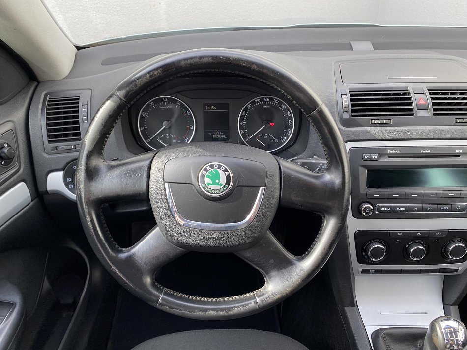 Škoda Octavia II 1.6i Ambiente