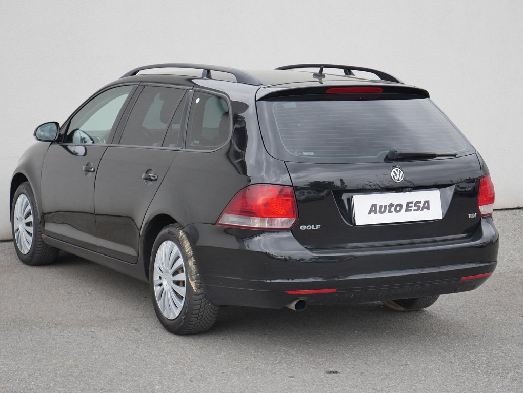 Volkswagen Golf 1.6 TDi 