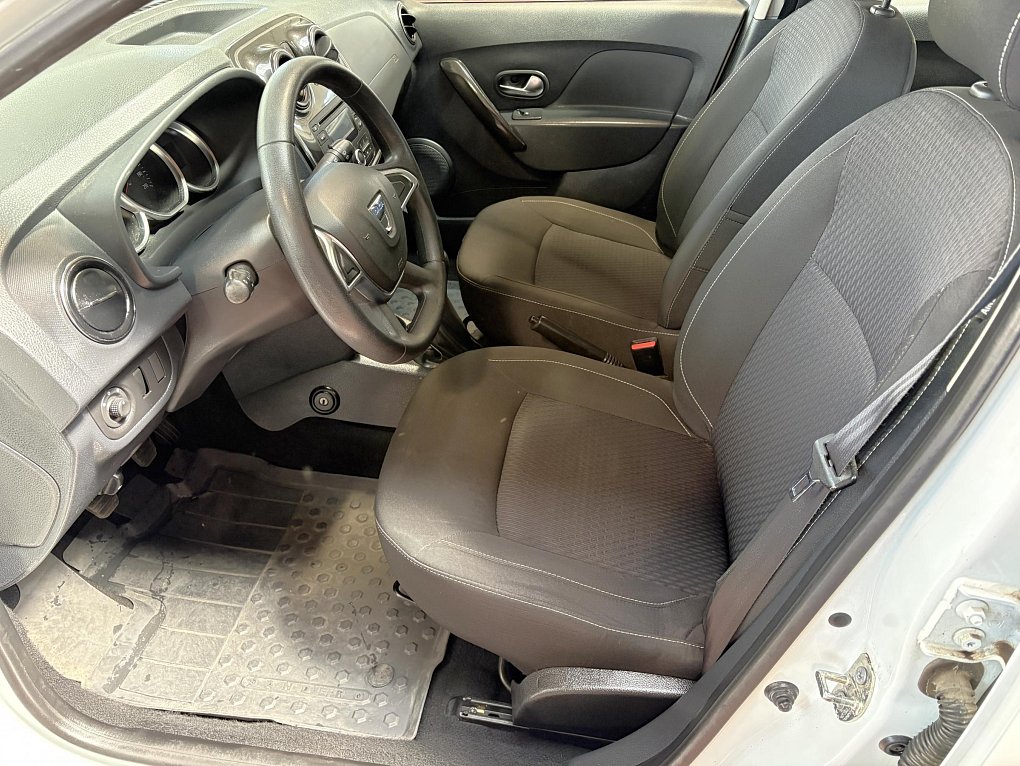 Dacia Sandero 1.0i 
