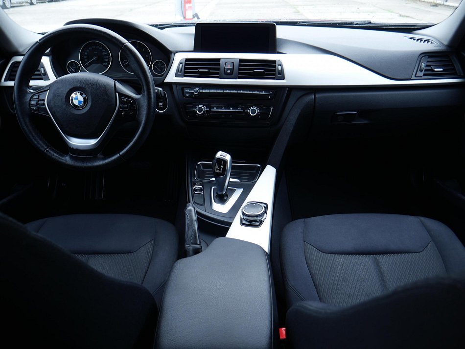 BMW Řada 3 2.0 D 