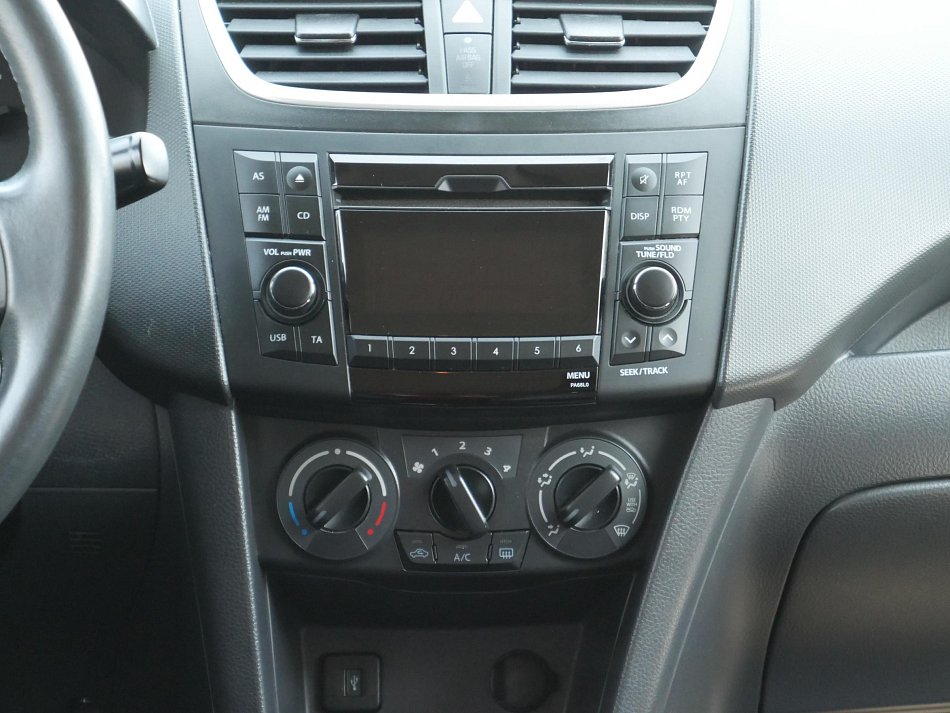 Suzuki Swift 1.2i 