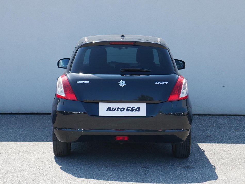 Suzuki Swift 1.2i 