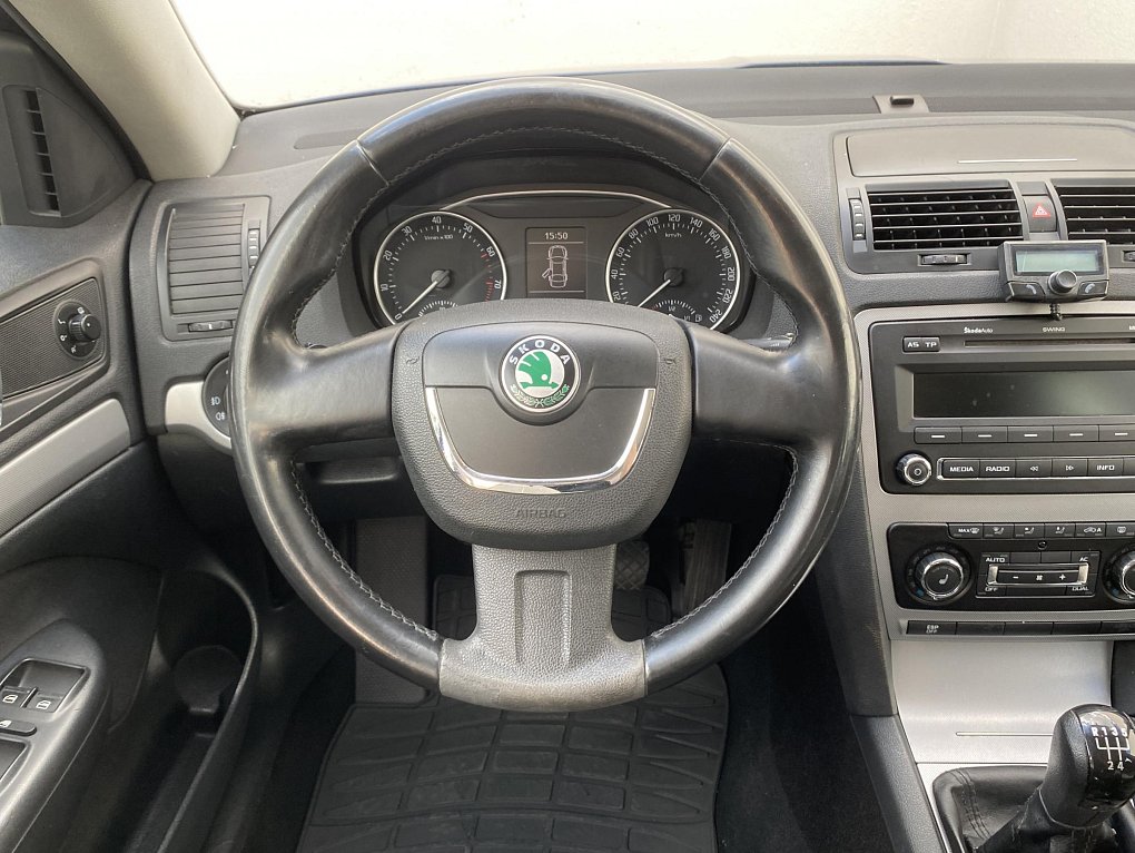 Škoda Octavia II 1.6MPi  Sport
