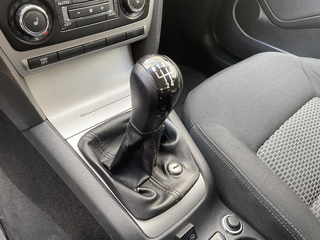 Škoda Octavia II 1.6MPi  Sport