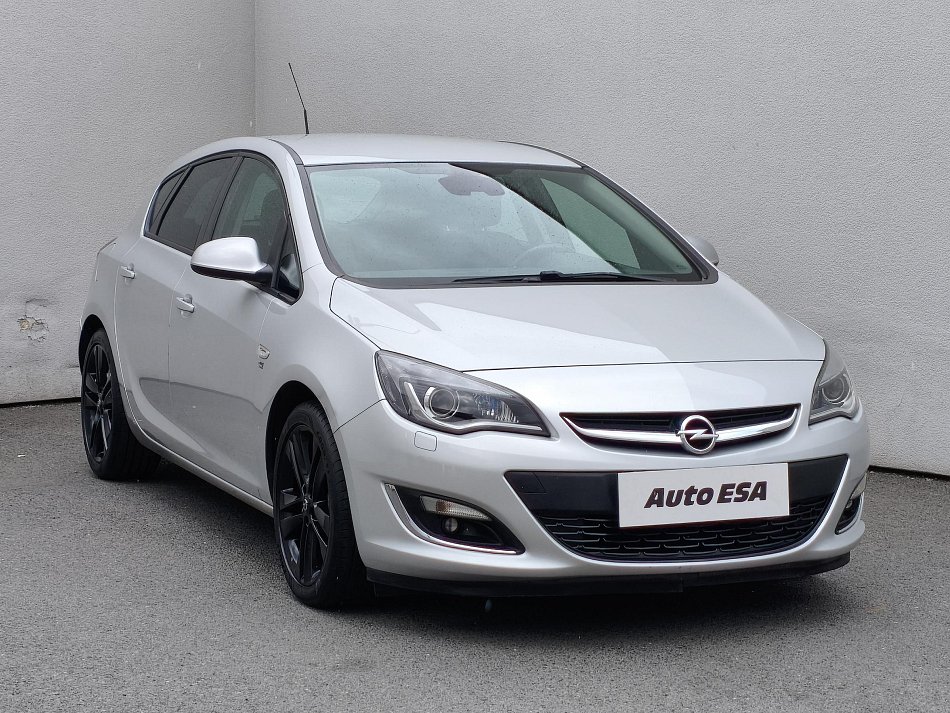 Opel Astra 1.4T Edition 150
