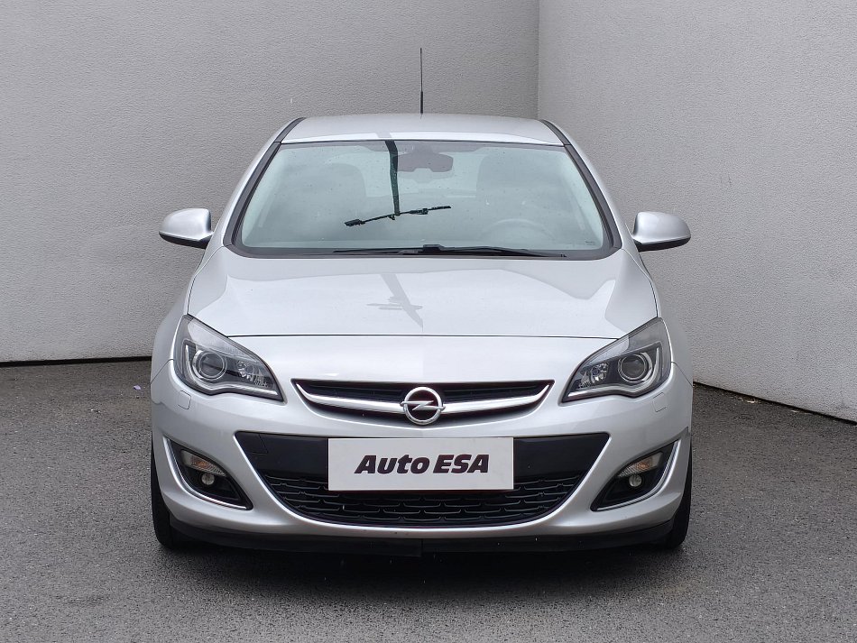 Opel Astra 1.4T Edition 150