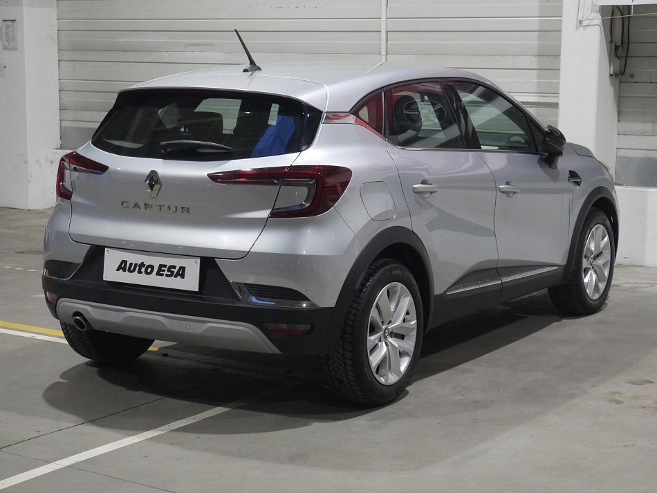 Renault Captur 1.0TCe Intense