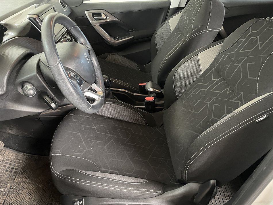 Peugeot 2008 1.6HDi 