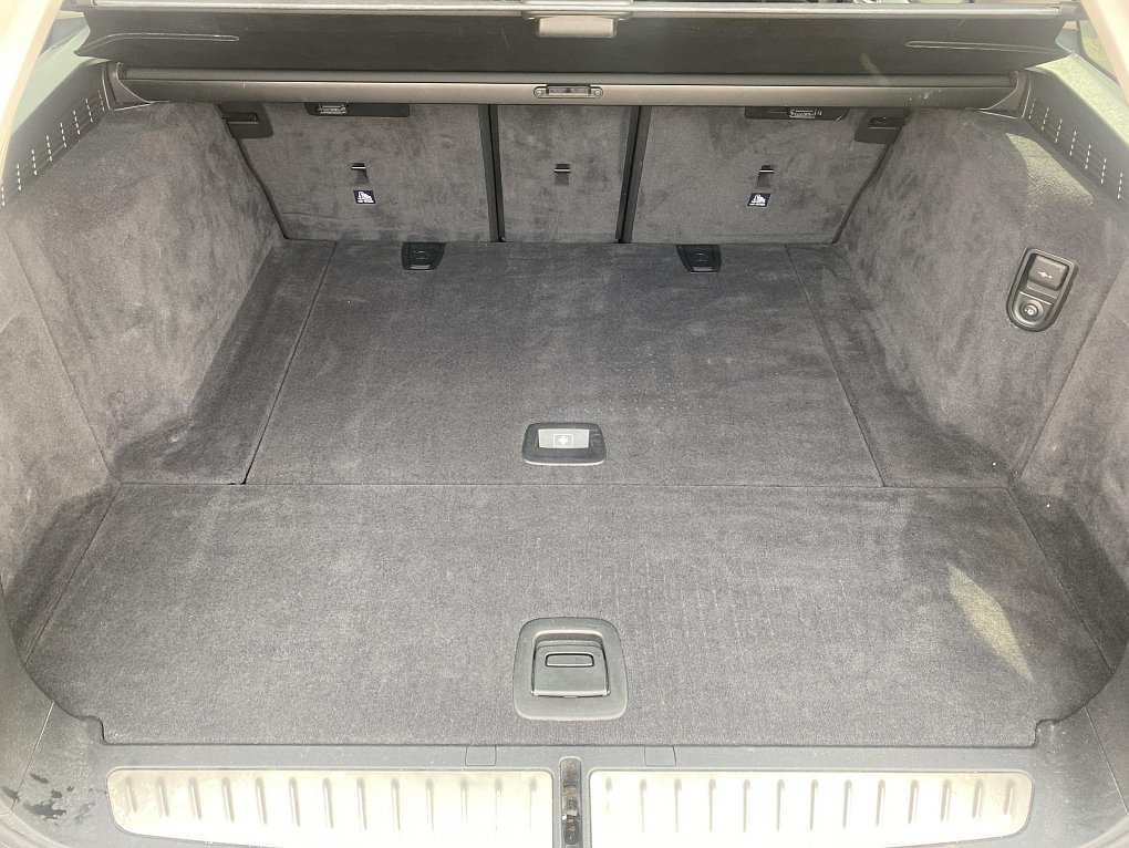 BMW Řada 5 2.0D  xDrive520d