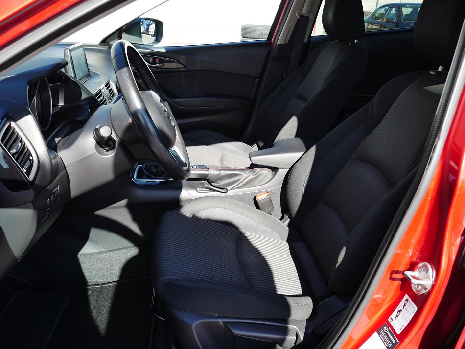 Mazda 3 2.0 i 