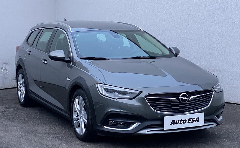 Opel Insignia 2.0 CDTi Country Tourer 4x4