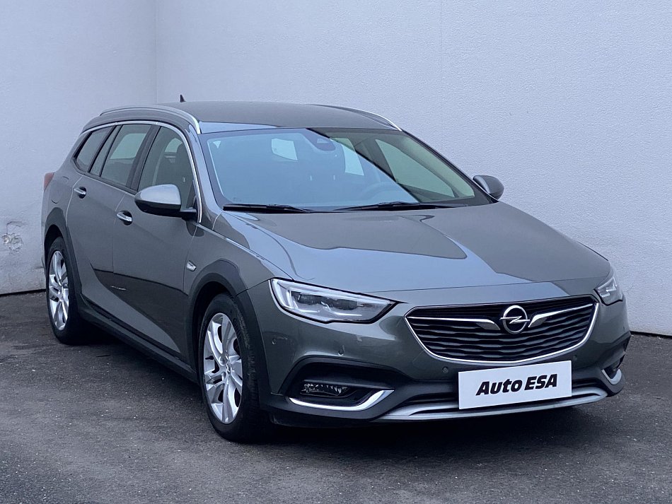 Opel Insignia 2.0 CDTi Country Tourer 4x4