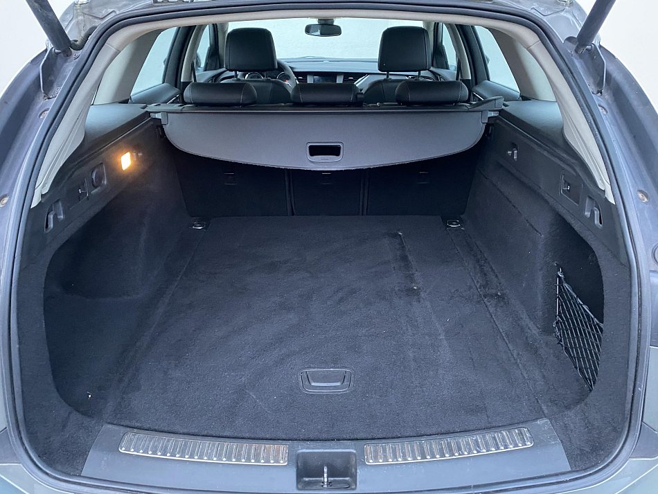 Opel Insignia 2.0 CDTi Country Tourer 4x4