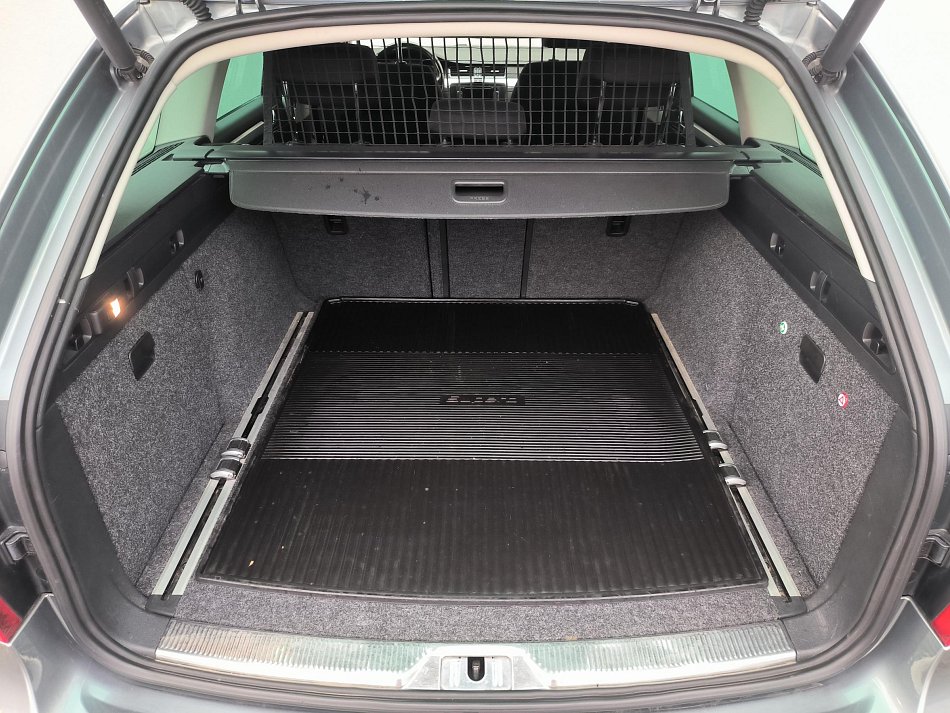 Škoda Superb II 2.0 TDI Ambition