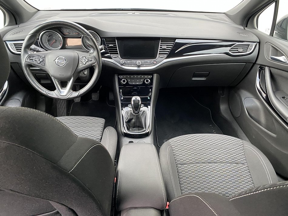 Opel Astra 1.4 T Dynamic