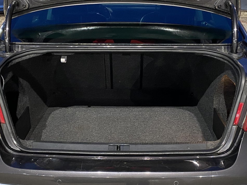 Volkswagen Passat 2.0 TDi Highline