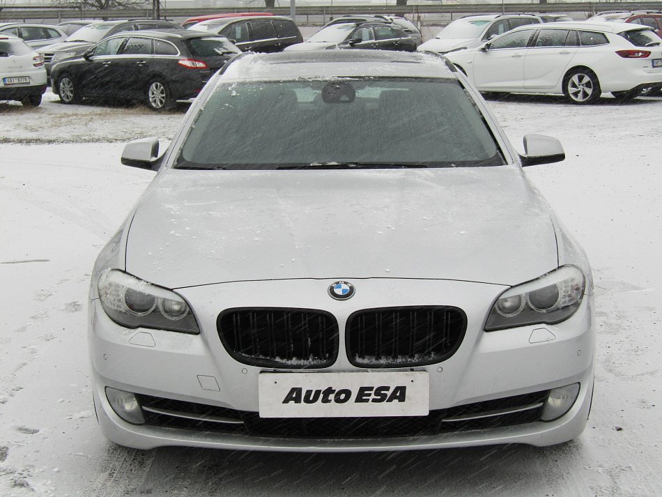BMW Řada 5 3.0i  535i