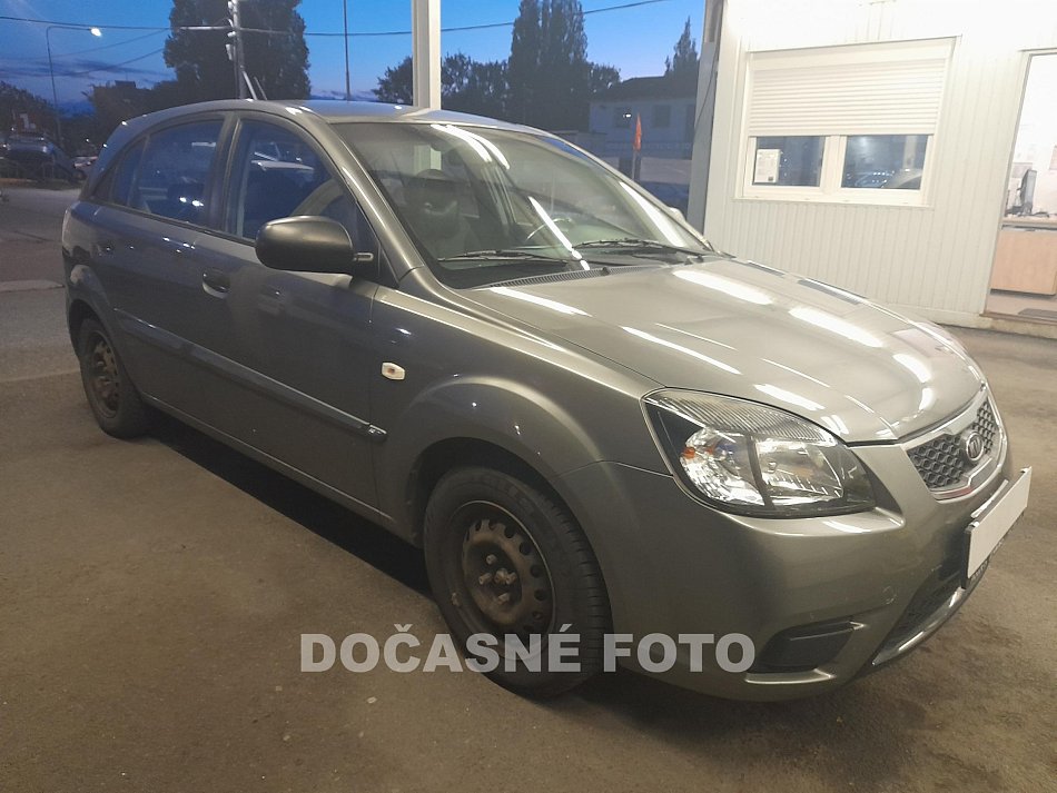 Kia Rio 1.4 i 