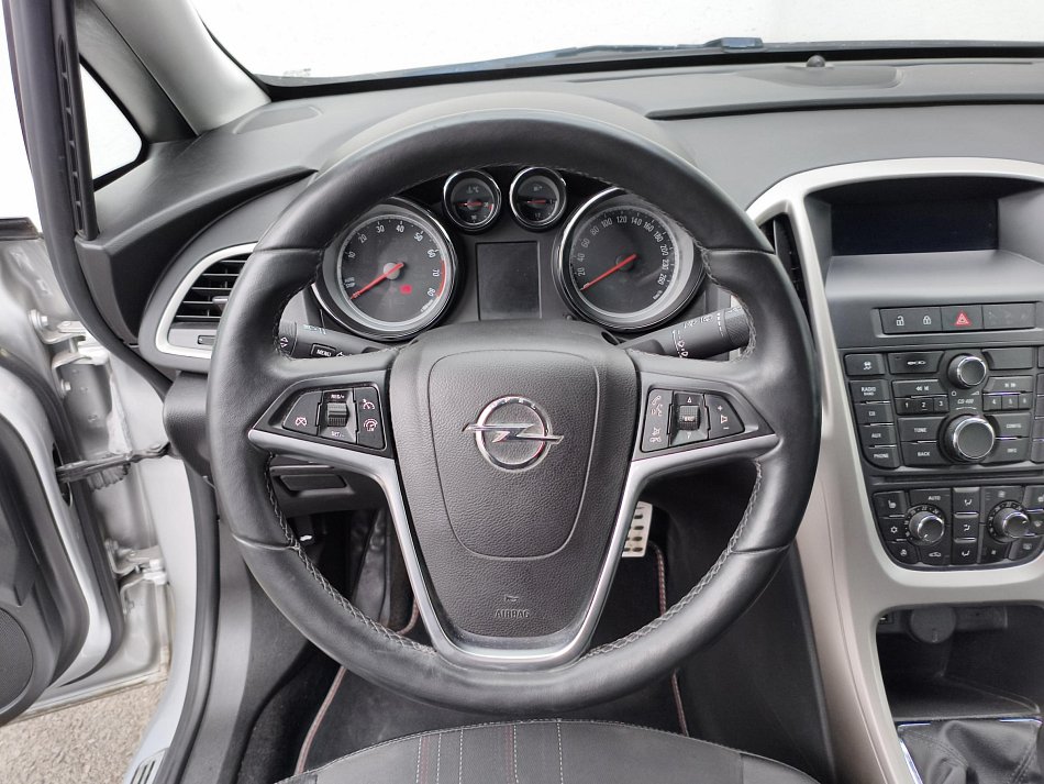Opel Astra 1.4T Edition 150
