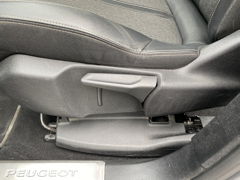 Peugeot 5008 1.5 HDi GT Line