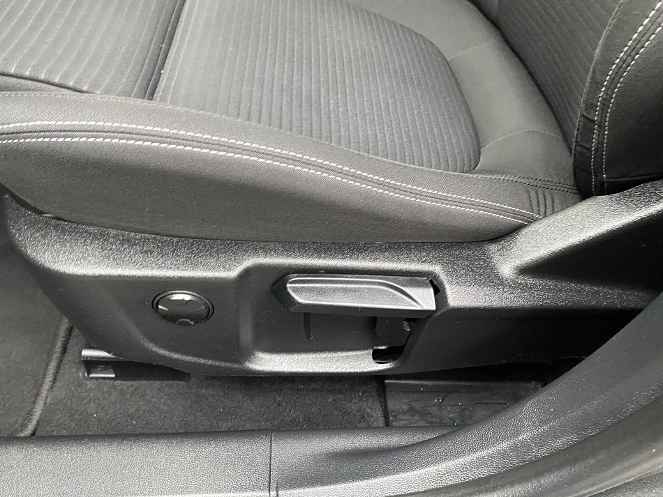 Ford Focus 1.0EB Titanium