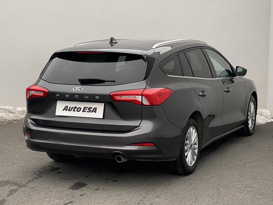 Ford Focus 1.0EB Titanium