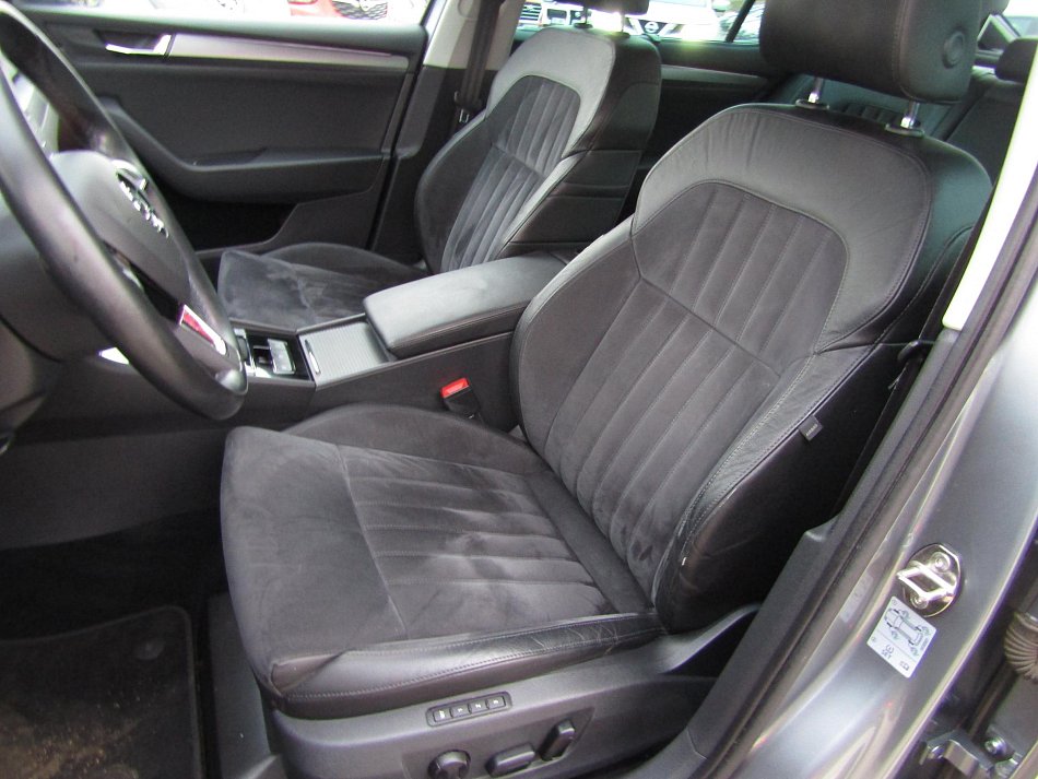 Škoda Superb III 2.0 TSi Style 4x4