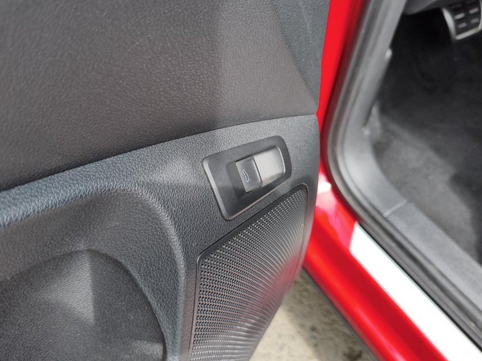 Škoda Karoq 2.0 TSi SportLine 4X4