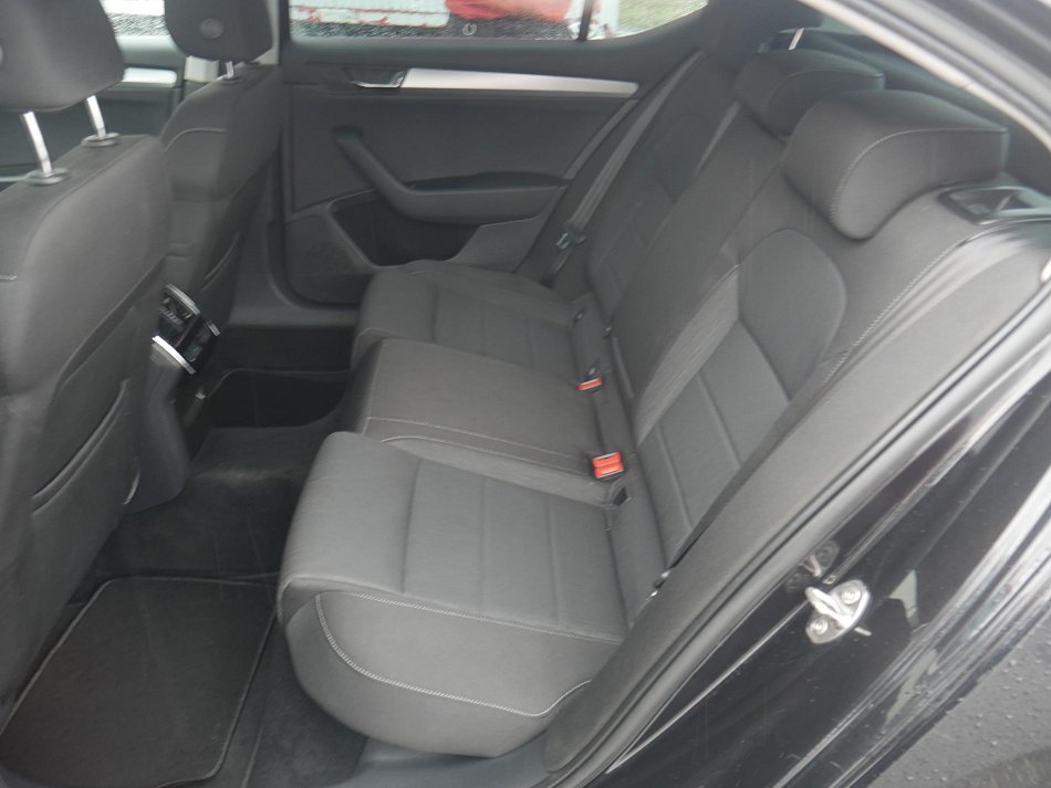 Škoda Superb III 2.0 TDi Ambition
