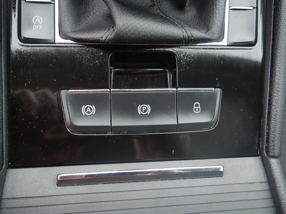 Škoda Superb III 2.0 TDi Ambition