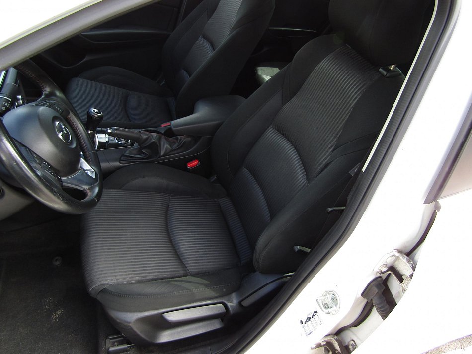 Mazda 3 2.0i 