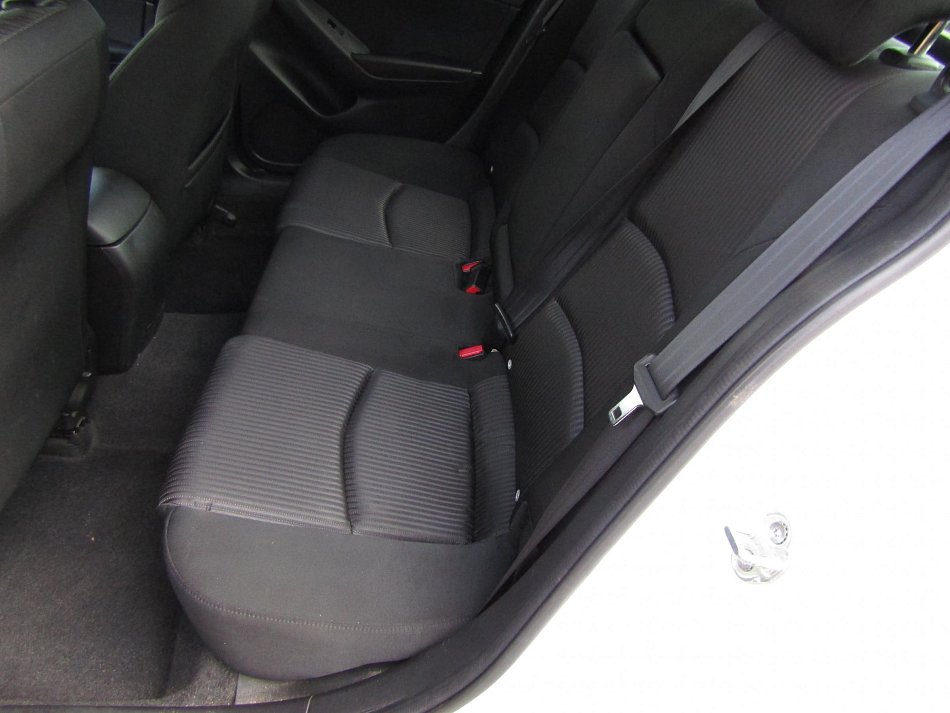 Mazda 3 2.0i 