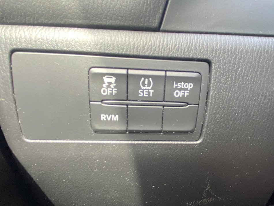 Mazda 3 2.0i 