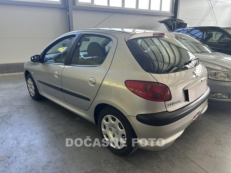 Peugeot 206 1.1i 