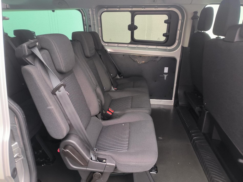 Ford Transit Custom 2.2TDCi Trend L2 9míst