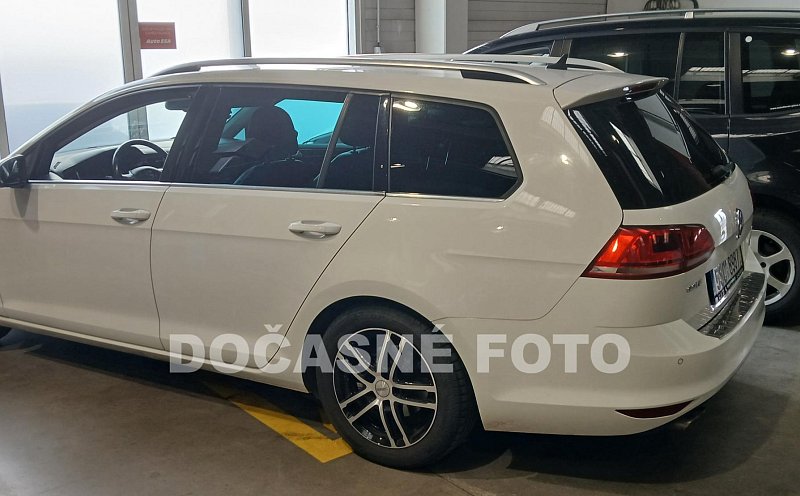Volkswagen Golf 2.0 TDi 